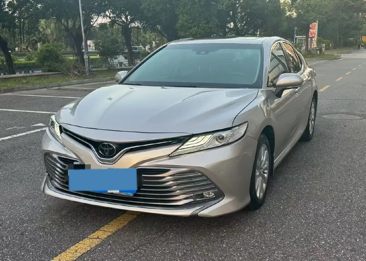 2019 Toyota Camry 2.0L 178HP L4 CVT,autocango,china used car exporter,china ev exporter,chinese used car exporter,chinese used ev exporter