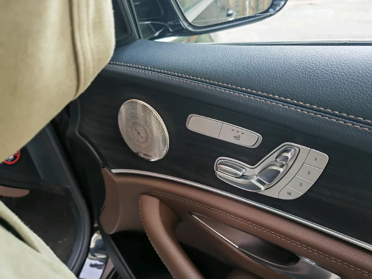 2022 Mercedes-Benz E Class 2.0T 258HP L4 9AT,autocango,china used car exporter,china ev exporter,chinese used car exporter,chinese used ev exporter