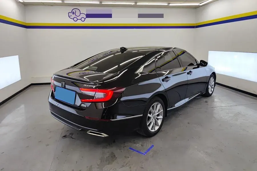 2022 Honda Accord 1.5T 194HP L4 CVT,autocango,china used car exporter,china ev exporter,chinese used car exporter,chinese used ev exporter