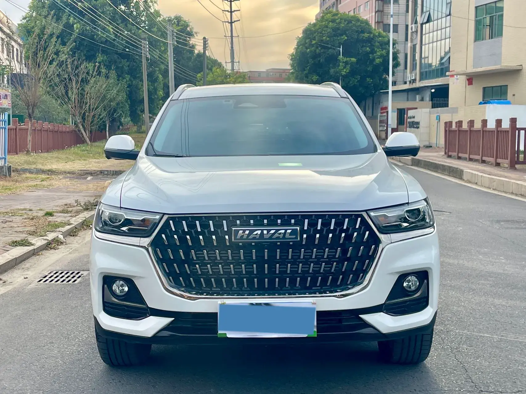 2023 HAVAL H6 thumbnail 2