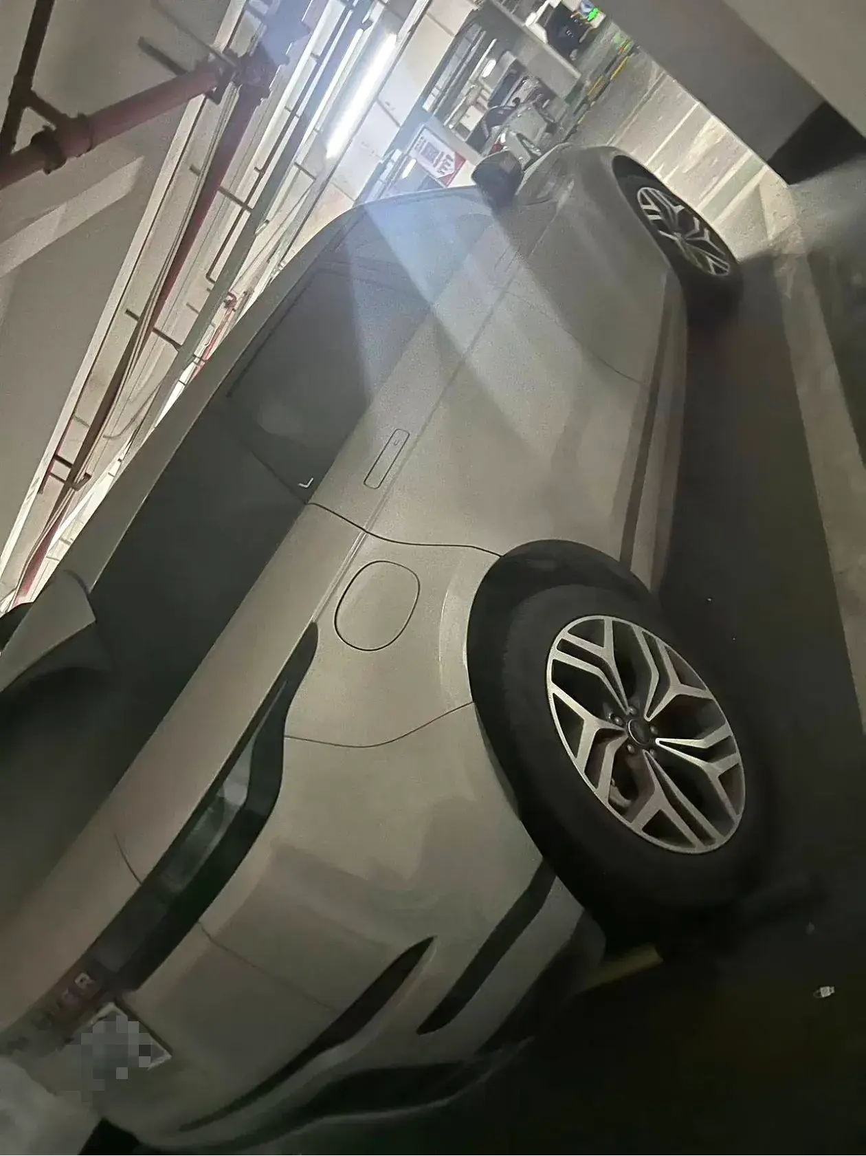 2022 LAND ROVER thumbnail 3