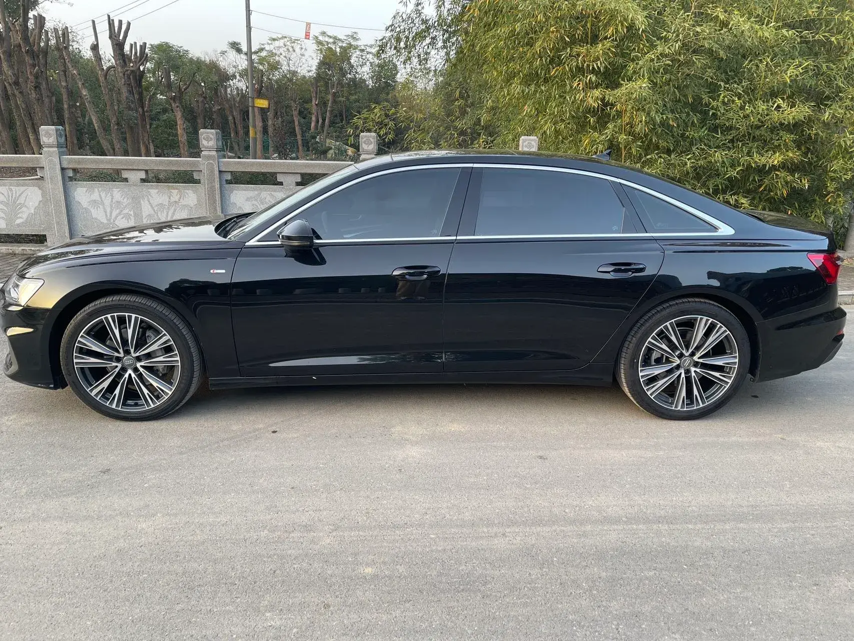 2022 AUDI A6L thumbnail 3