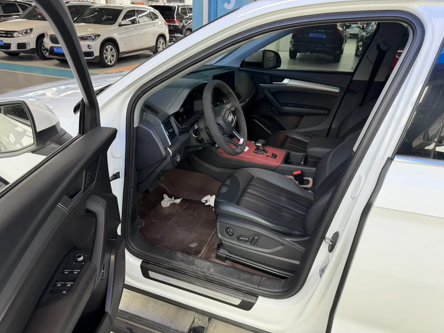 2022 AUDI Q5L thumbnail 3