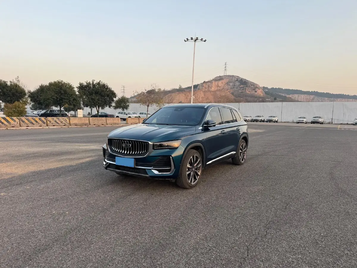 2021 Geely Monjaro 2.0T 238HP L4 8AT