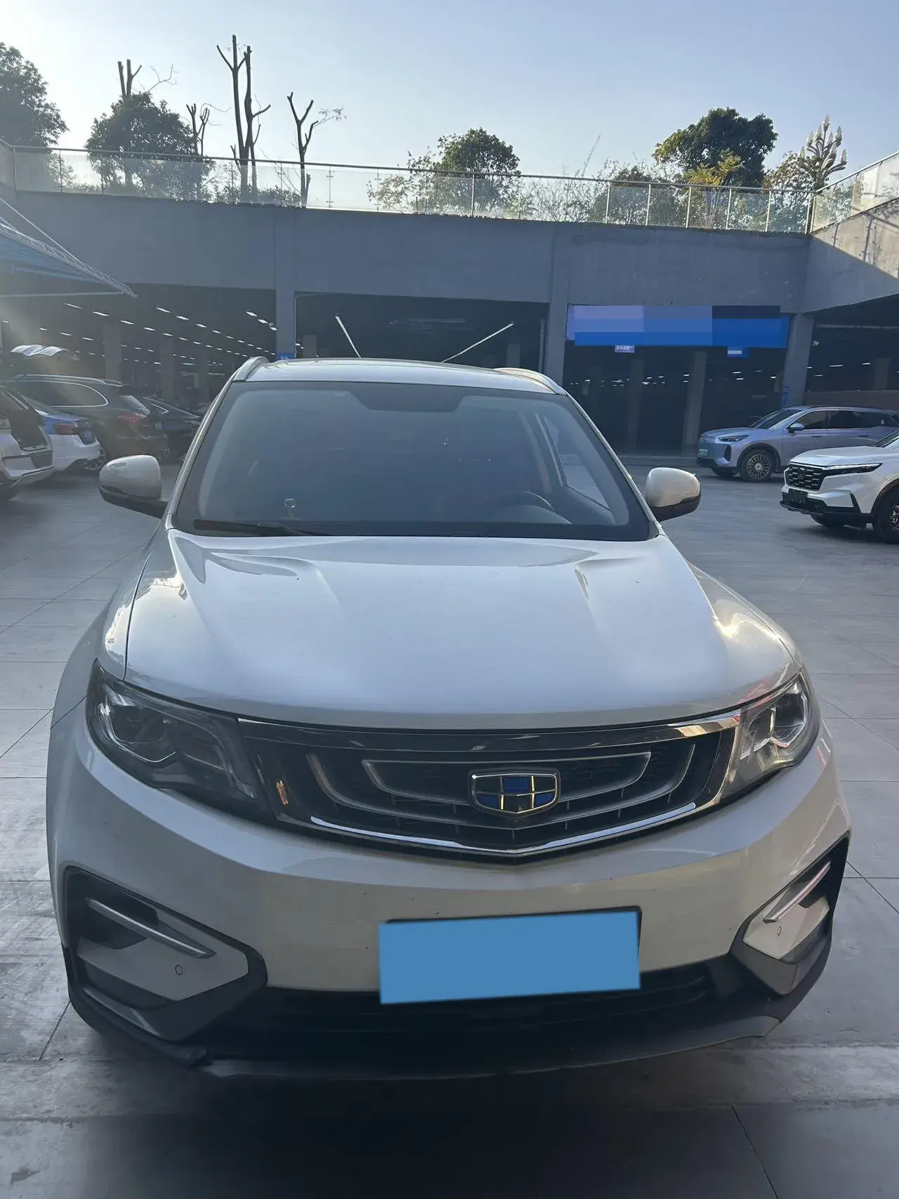 2018 GEELY AZKARRA thumbnail 2