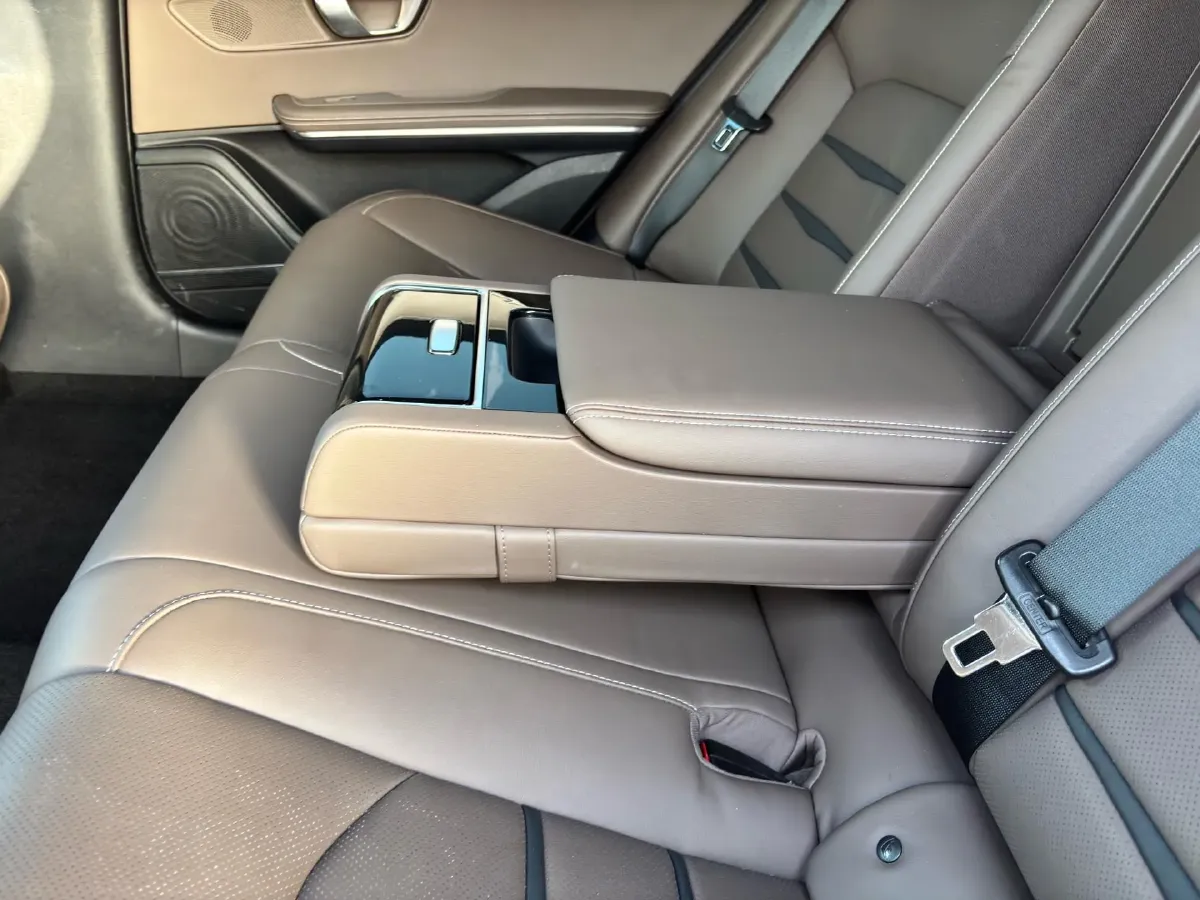 2021 BYD Han BEV 64.8KWH,autocango,china used car exporter,china ev exporter,chinese used car exporter,chinese used ev exporter