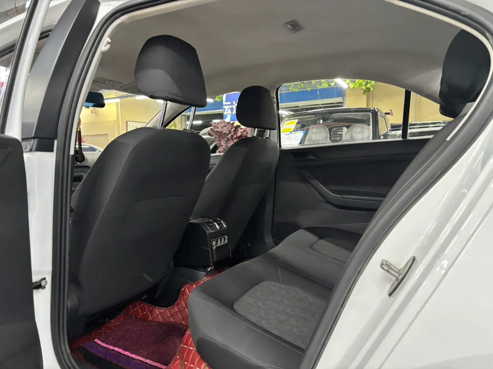 2019 JETTA VA3 thumbnail 4