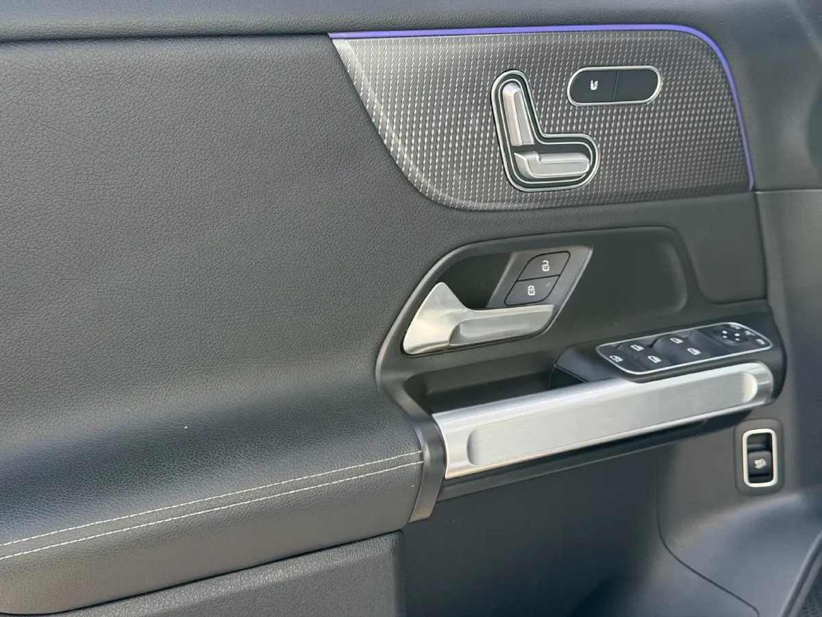 2022 Mercedes-Benz EQB Class BEV 73.5KWH,autocango,china used car exporter,china ev exporter,chinese used car exporter,chinese used ev exporter