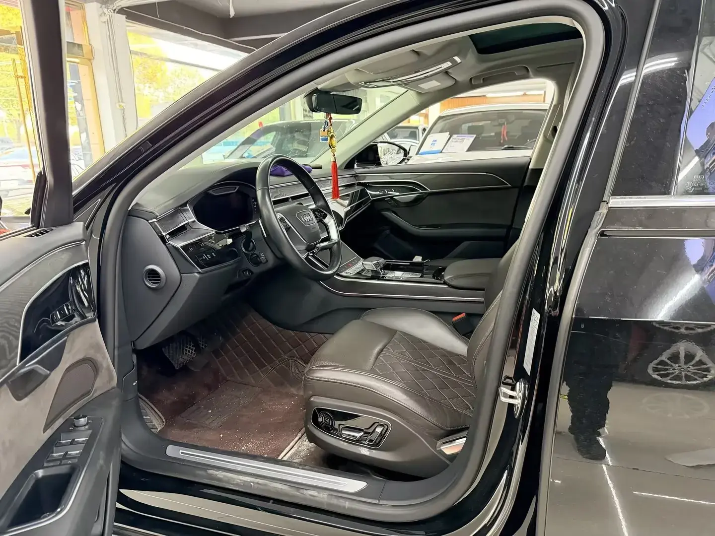 2021 AUDI A8 thumbnail 4