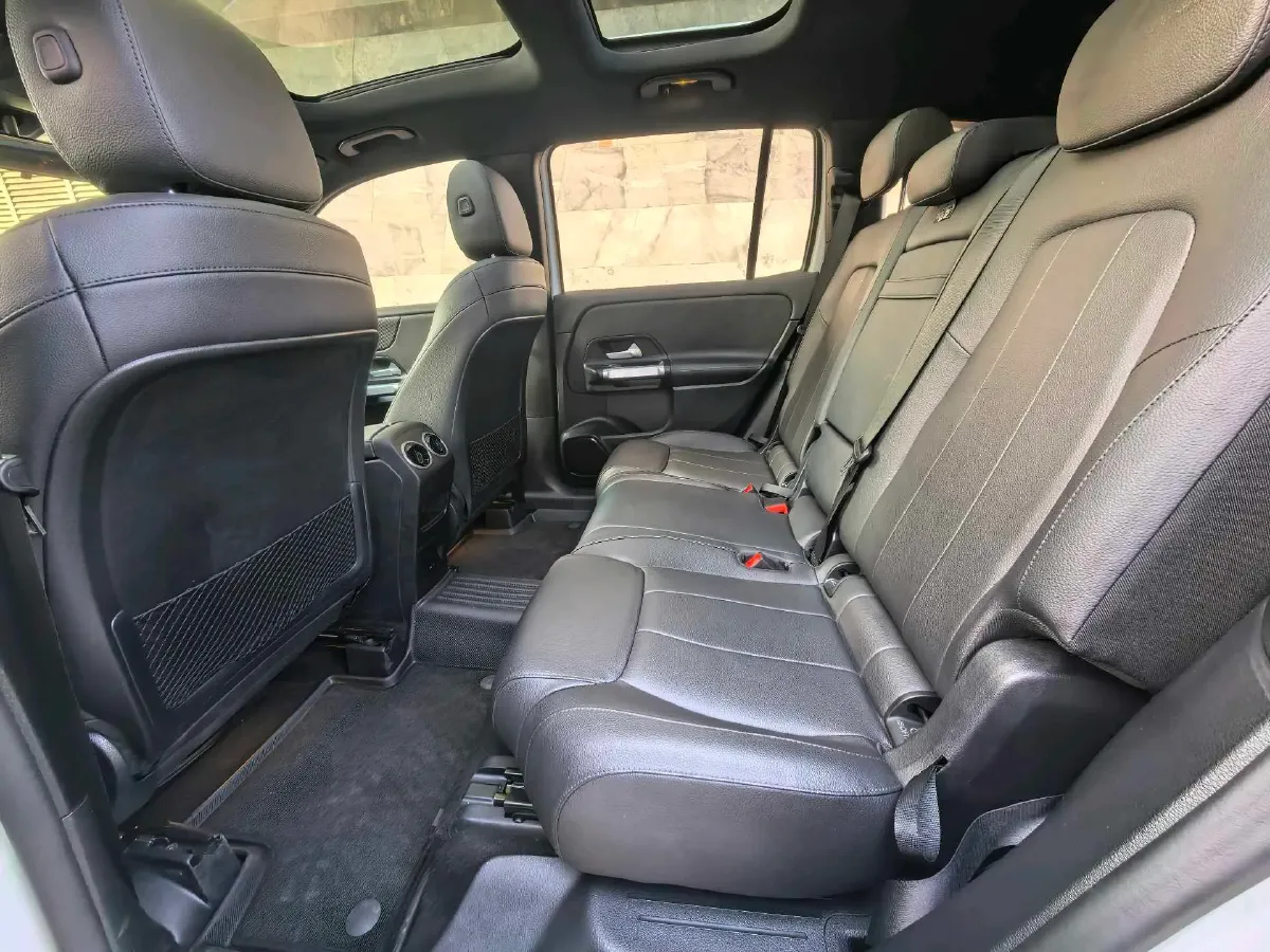 2021 Mercedes-Benz GLB Class 1.3T 163HP L4 7DCT,autocango,china used car exporter,china ev exporter,chinese used car exporter,chinese used ev exporter