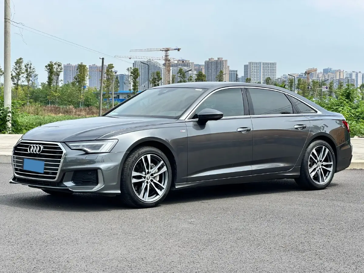 2019 Audi A6L 2.0T 190HP L4 7DCT