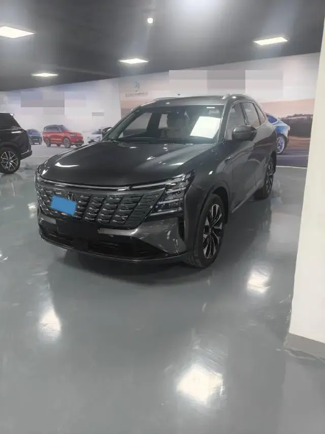 2025 ChangAn CS75 Plus 2.0T 233HP L4 8AT