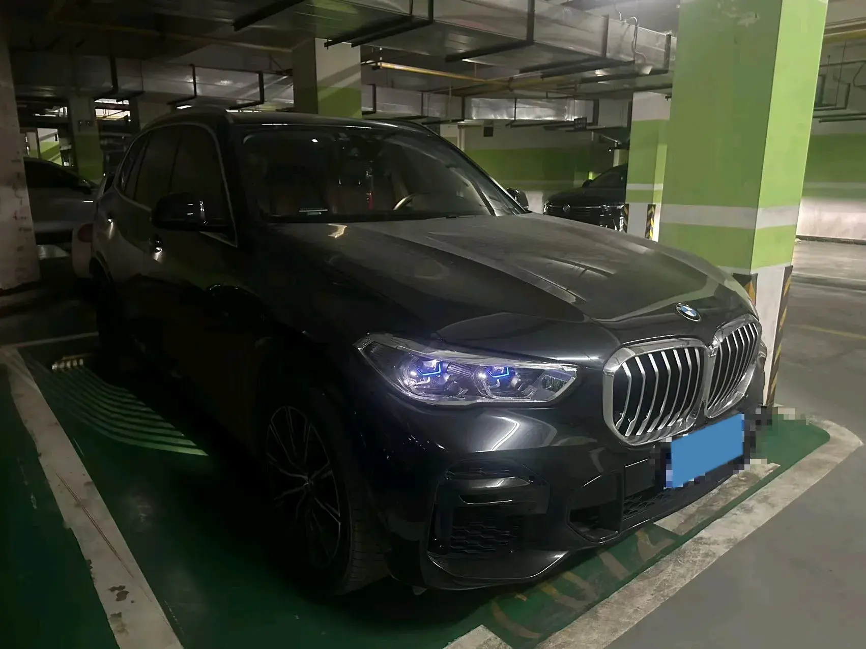 2022 BMW X5 thumbnail 2
