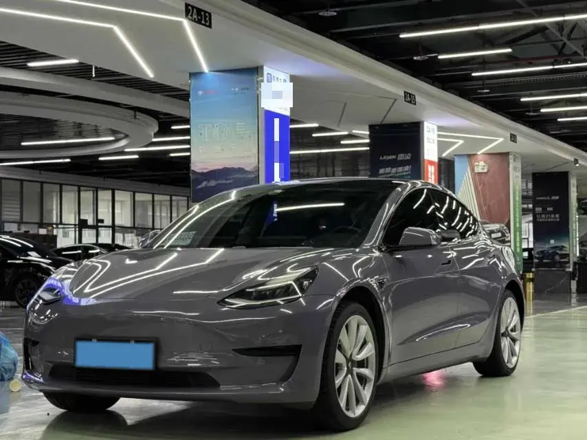 2019 TESLA MODEL view 1