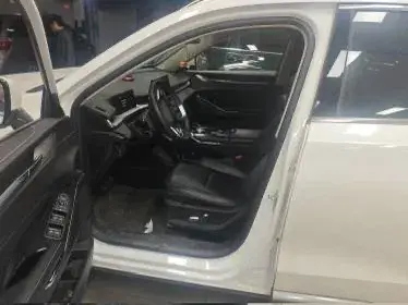 2021 HAVAL H6 thumbnail 2