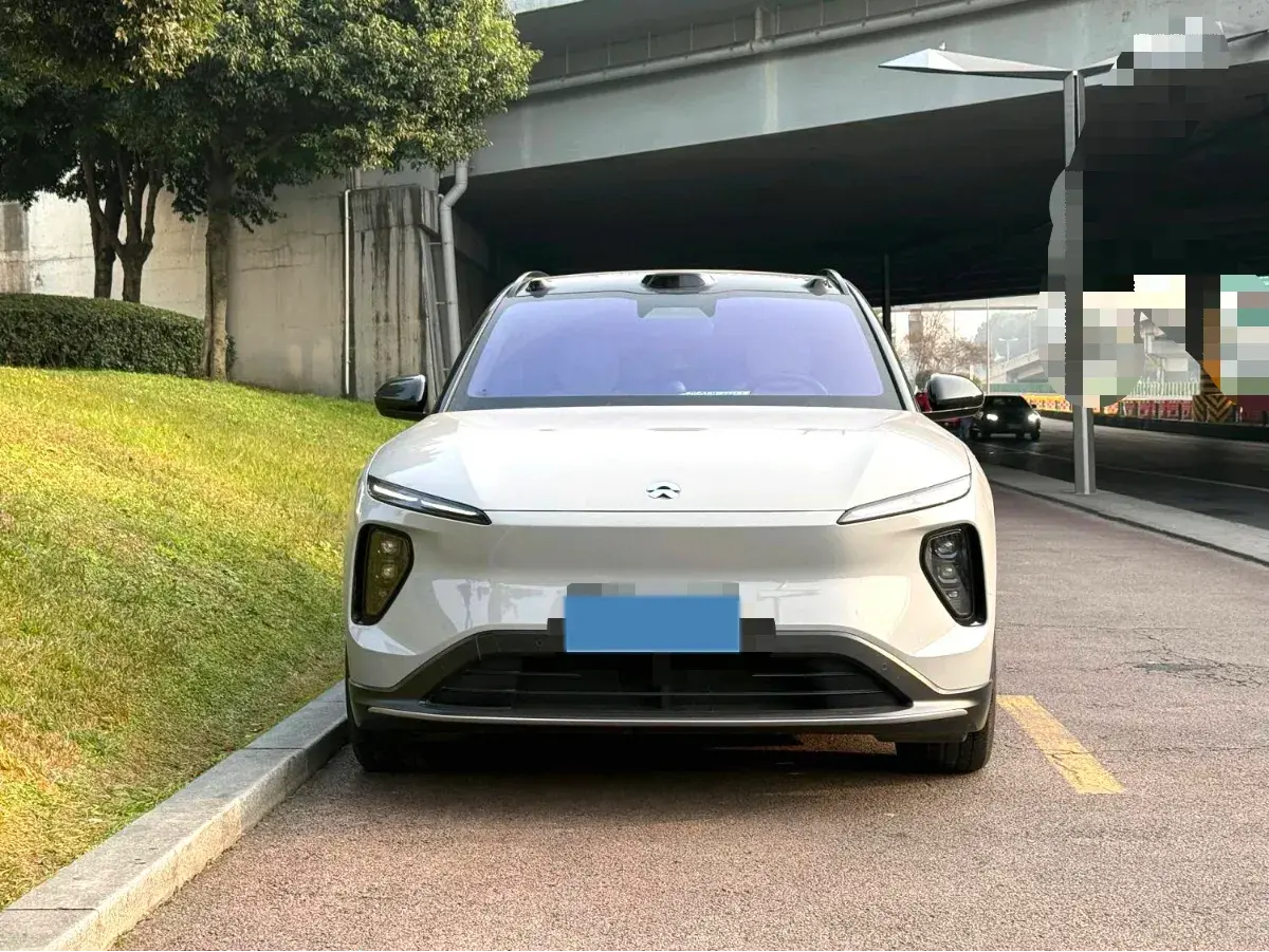 2024 NIO ES6 thumbnail 2