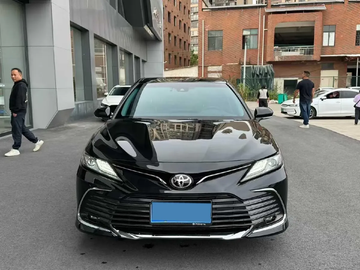 2023 Toyota Camry 2.5L 207HP L4 8AT,autocango,china used car exporter,china ev exporter,chinese used car exporter,chinese used ev exporter