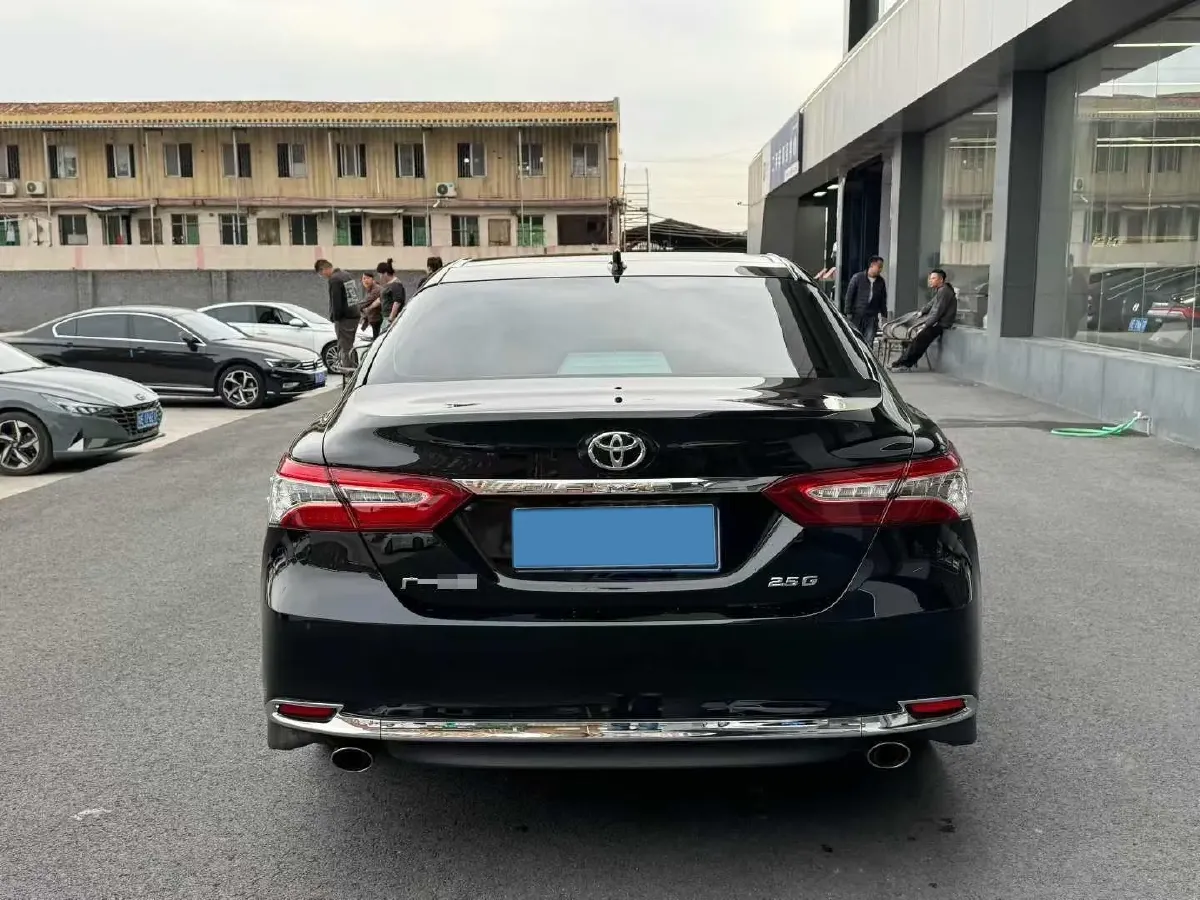2023 Toyota Camry 2.5L 207HP L4 8AT,autocango,china used car exporter,china ev exporter,chinese used car exporter,chinese used ev exporter