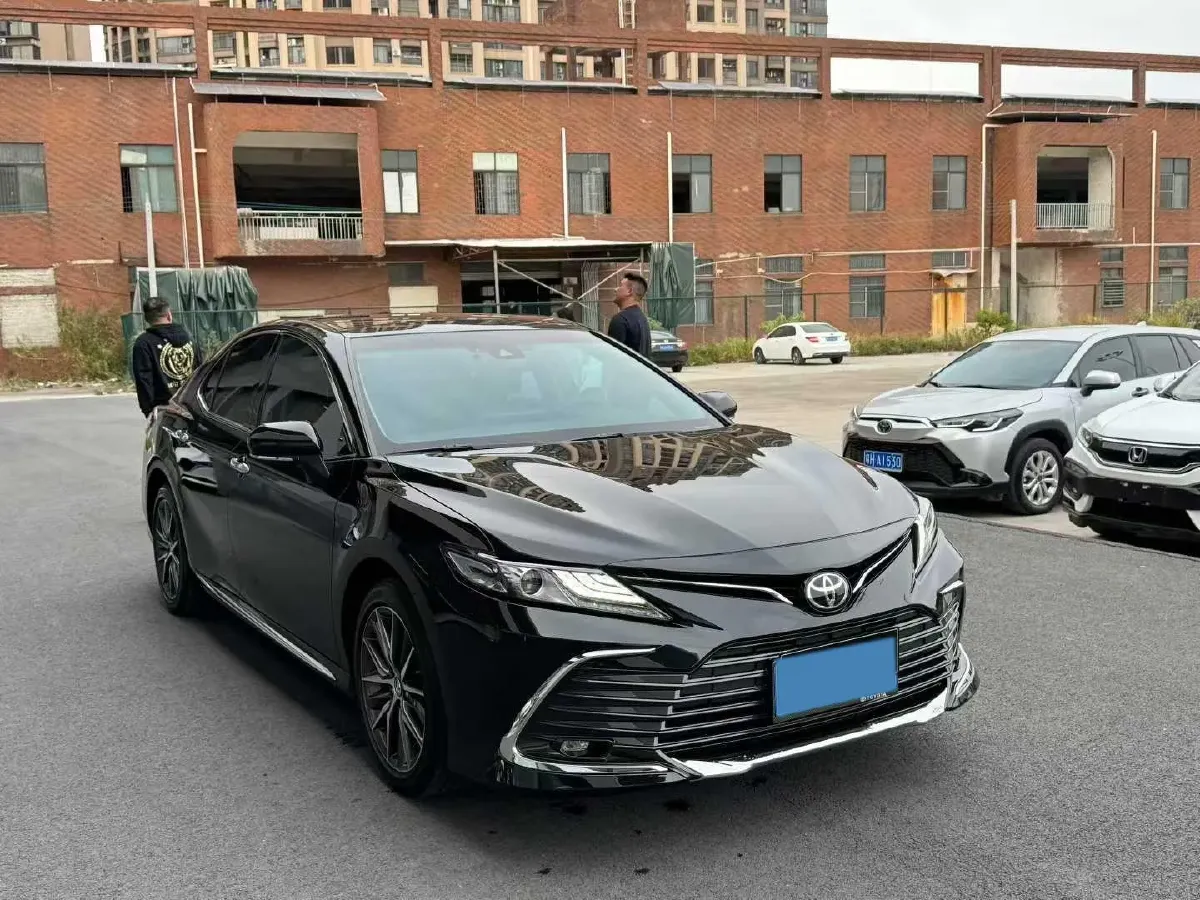 2023 Toyota Camry 2.5L 207HP L4 8AT,autocango,china used car exporter,china ev exporter,chinese used car exporter,chinese used ev exporter