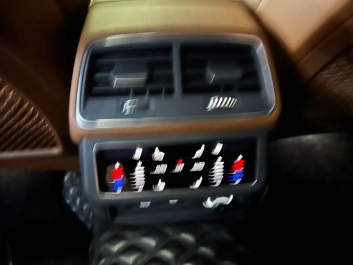 2023 Audi A6L 3.0T 340HP V6 7DCT,autocango,china used car exporter,china ev exporter,chinese used car exporter,chinese used ev exporter