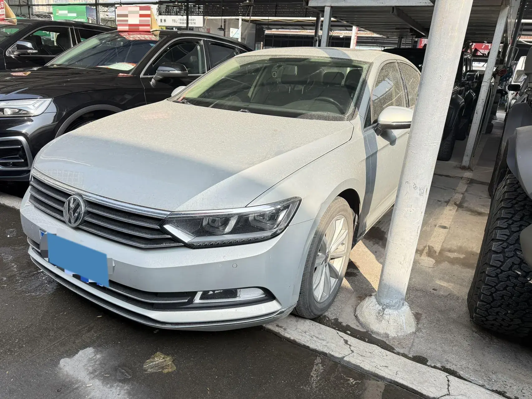 2019 VOLKSWAGEN MAGOTAN view 1