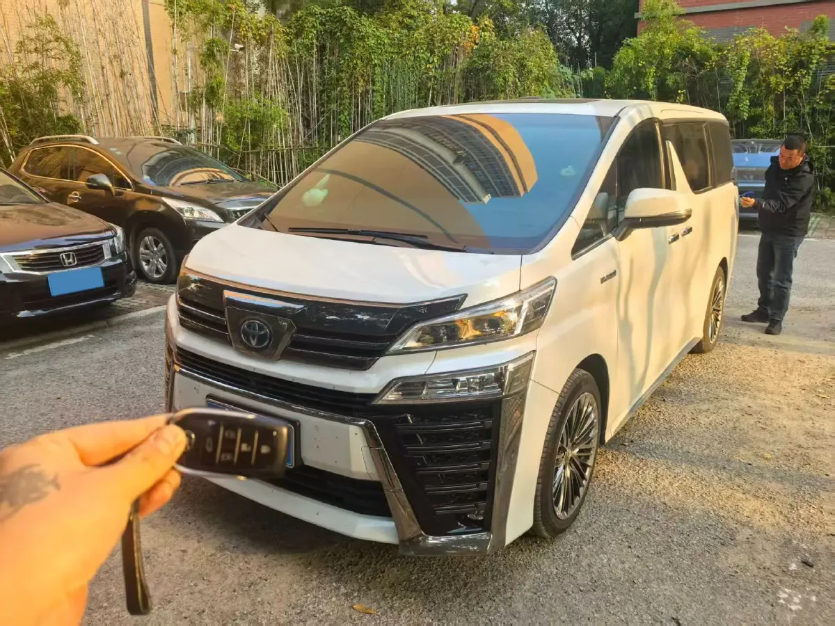 2023 Toyota Vellfire 2.5L 117HP L4 E-CVT Hybrid,autocango,china used car exporter,china ev exporter,chinese used car exporter,chinese used ev exporter