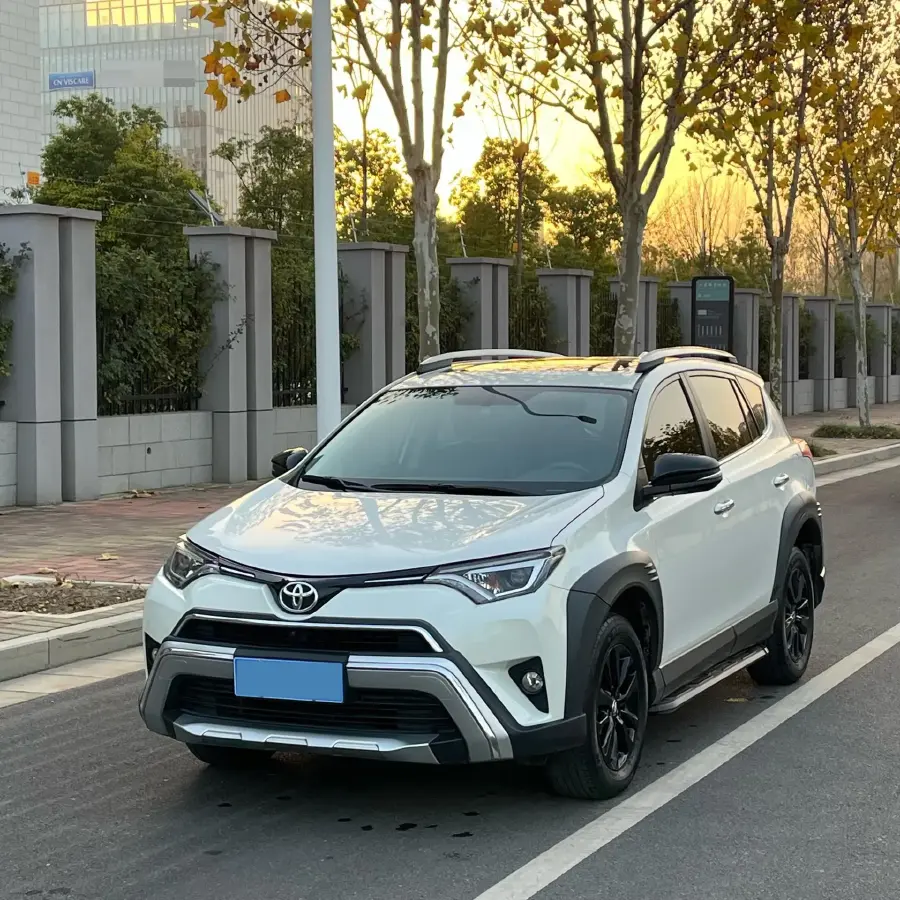 2019 Toyota RAV4 2.0L 151HP L4 CVT