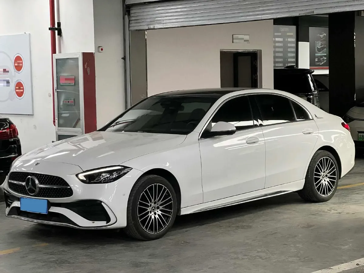 2024 Mercedes-Benz C Class 1.5T 204HP L4 9AT,autocango,china used car exporter,china ev exporter,chinese used car exporter,chinese used ev exporter