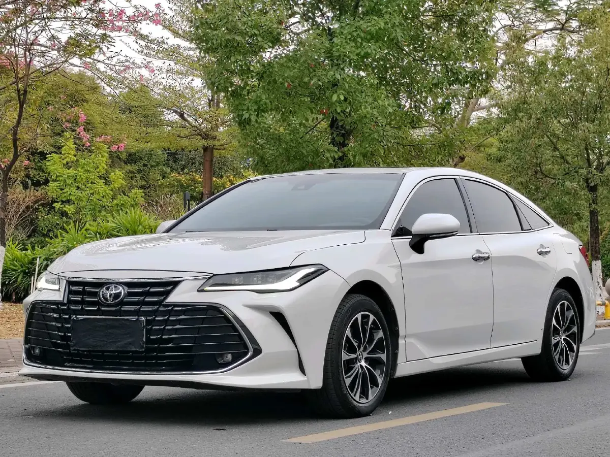 2022 Toyota Avalon 2.5L 209HP L4 8AT