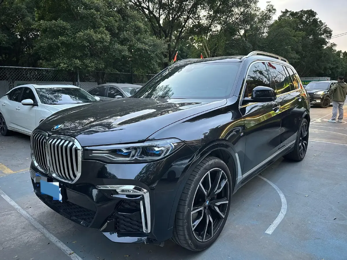 2020 BMW X7 3.0T 340HP L6 8AT