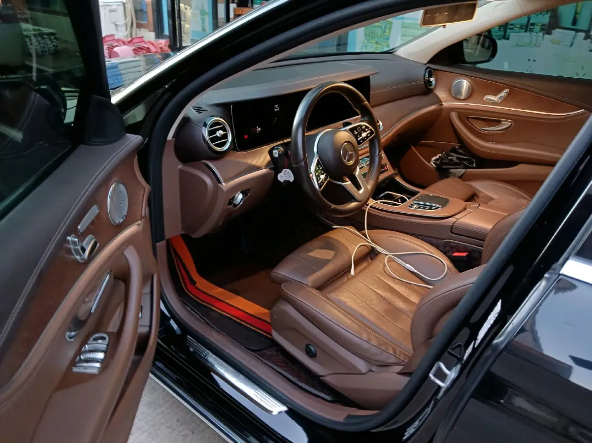 2020 Mercedes-Benz E Class 1.5T 184HP L4 9AT,autocango,china used car exporter,china ev exporter,chinese used car exporter,chinese used ev exporter