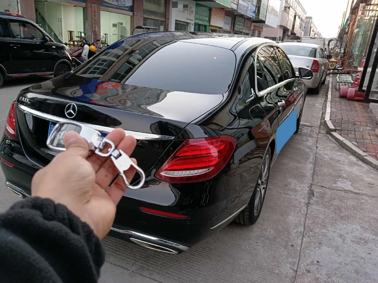 2020 Mercedes-Benz E Class 1.5T 184HP L4 9AT,autocango,china used car exporter,china ev exporter,chinese used car exporter,chinese used ev exporter