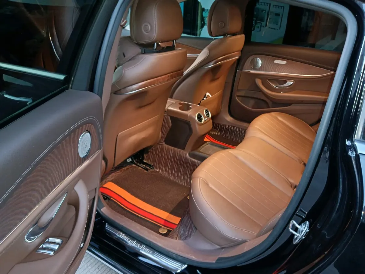 2020 Mercedes-Benz E Class 1.5T 184HP L4 9AT,autocango,china used car exporter,china ev exporter,chinese used car exporter,chinese used ev exporter