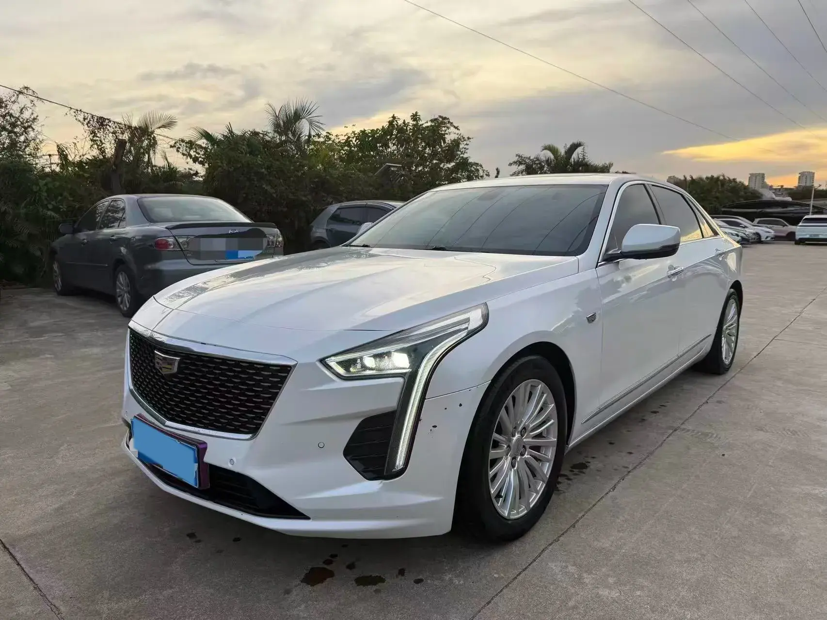 2022 CADILLAC CT6 view 1