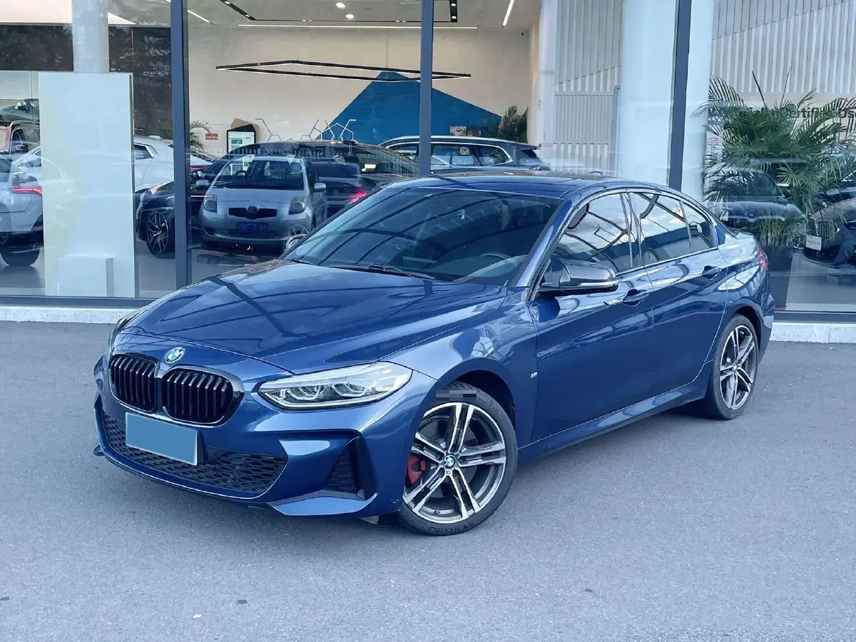 2021 BMW 1 Series 2.0T 192HP L4 7DCT