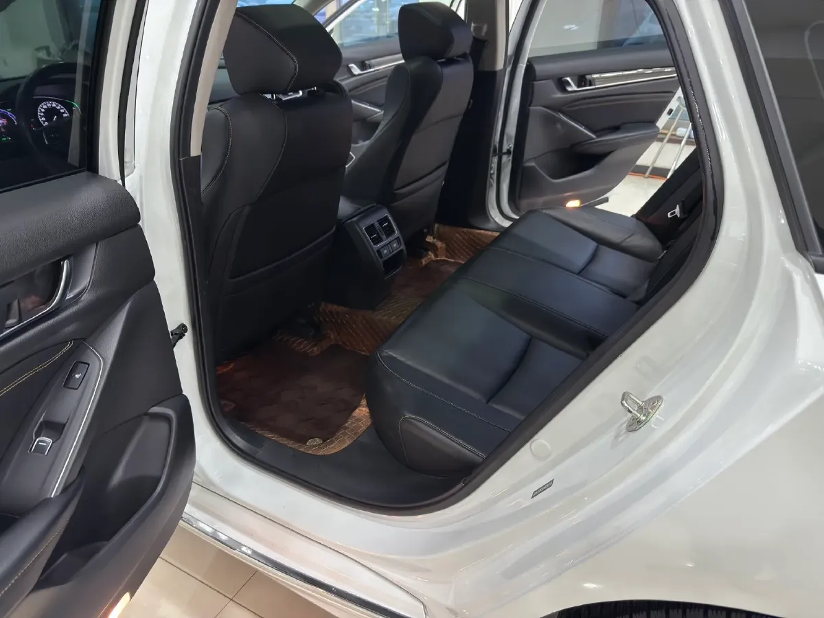 2022 Honda Accord 2.0L 146HP L4 E-CVT Hybrid,autocango,china used car exporter,china ev exporter,chinese used car exporter,chinese used ev exporter