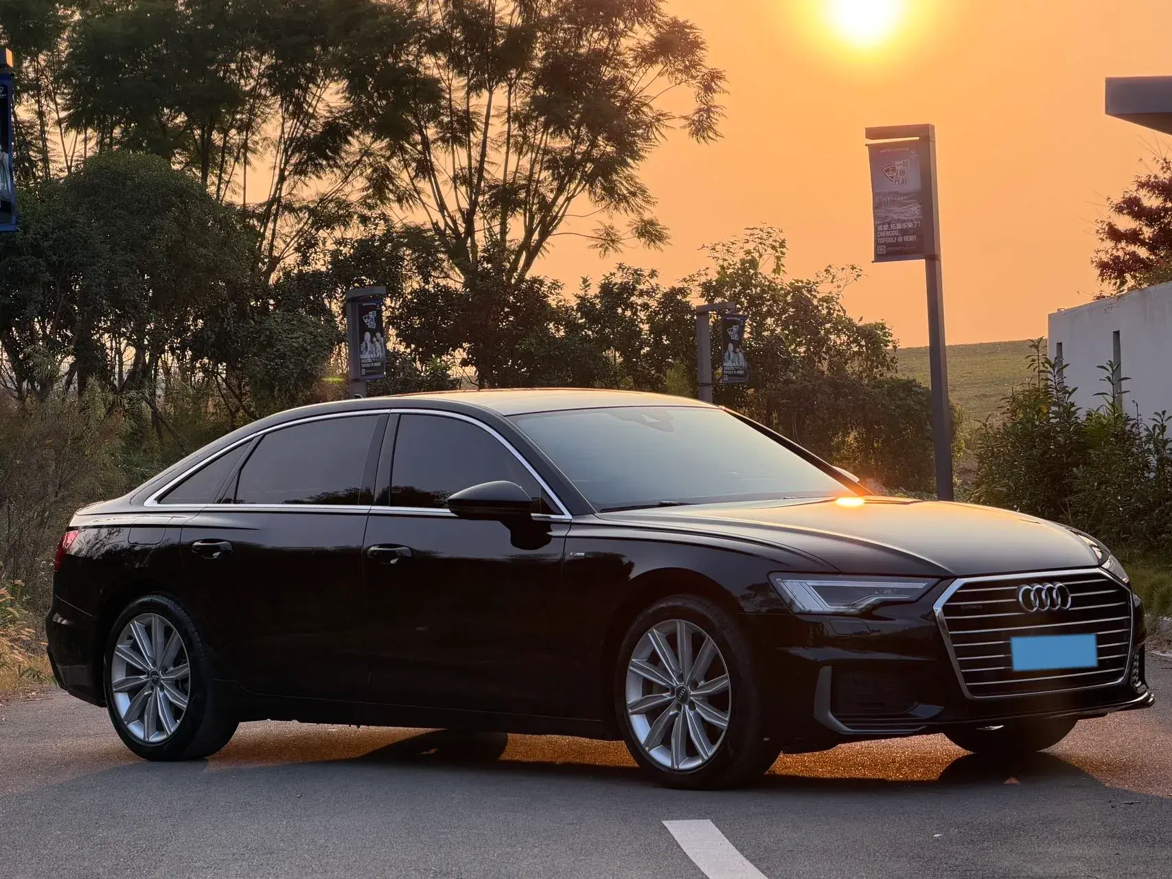 2021 AUDI A6L thumbnail 3