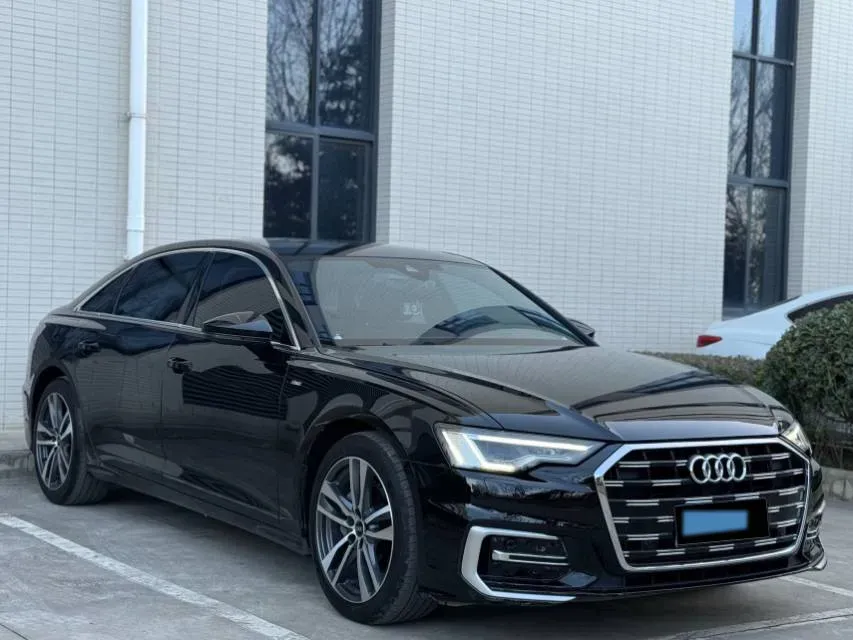 2024 Audi A6L 2.0T 190HP L4 7DCT,autocango,china used car exporter,china ev exporter,chinese used car exporter,chinese used ev exporter