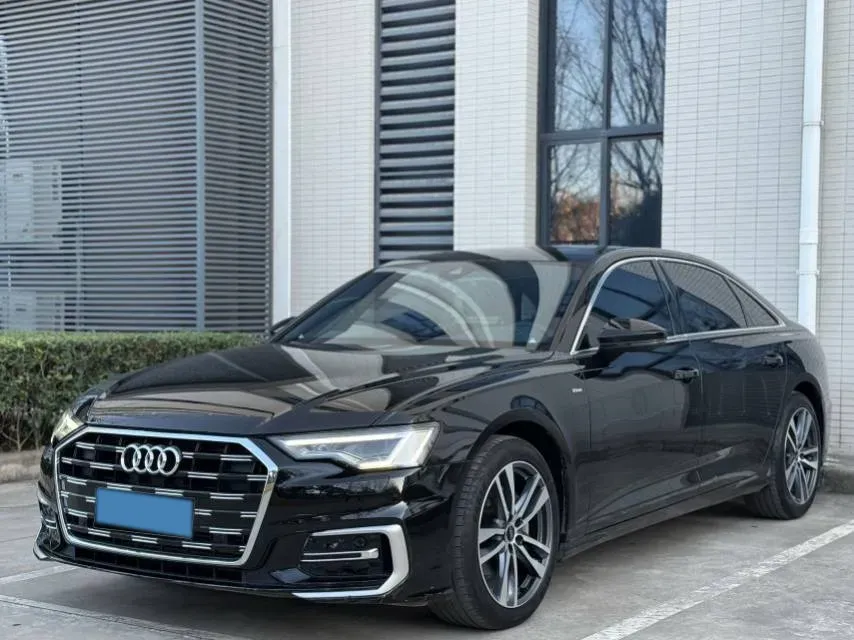 2024 Audi A6L 2.0T 190HP L4 7DCT,autocango,china used car exporter,china ev exporter,chinese used car exporter,chinese used ev exporter