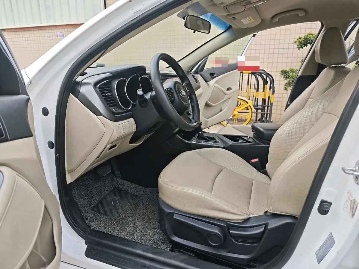 2015 Kia K5 2.0L 162HP L4 6AT,autocango,china used car exporter,china ev exporter,chinese used car exporter,chinese used ev exporter