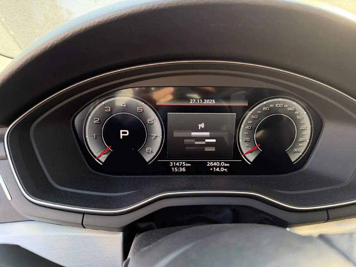 2024 Audi A4L 2.0T 190HP L4 7DCT,autocango,china used car exporter,china ev exporter,chinese used car exporter,chinese used ev exporter