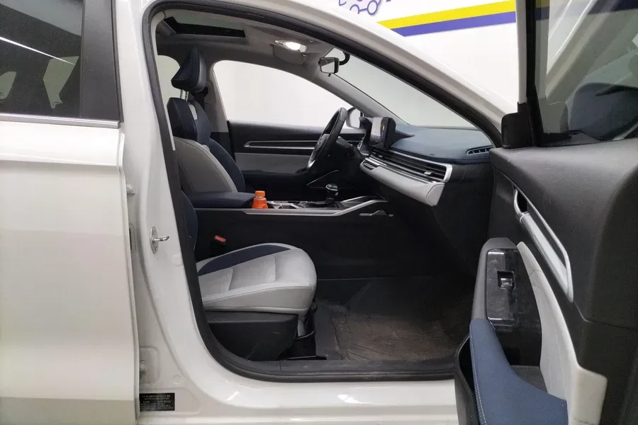 2022 Geely Emgrand L 1.4T 141HP L4 CVT,autocango,china used car exporter,china ev exporter,chinese used car exporter,chinese used ev exporter