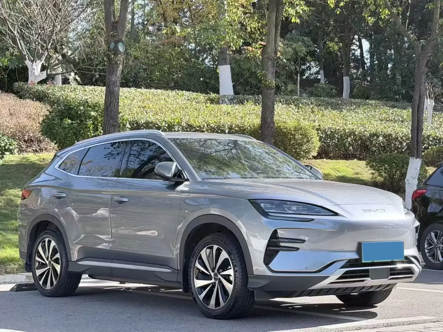 2024 BYD SONG thumbnail 3