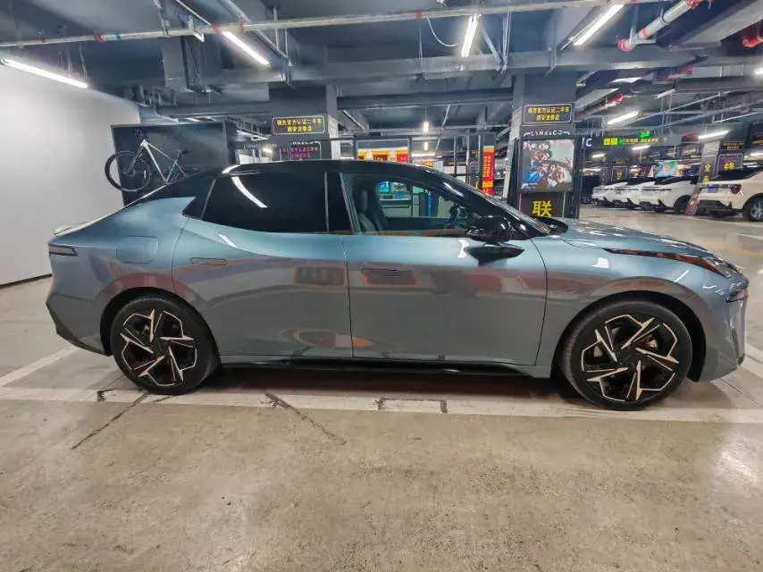 2024 LYNK&CO 07 thumbnail 4