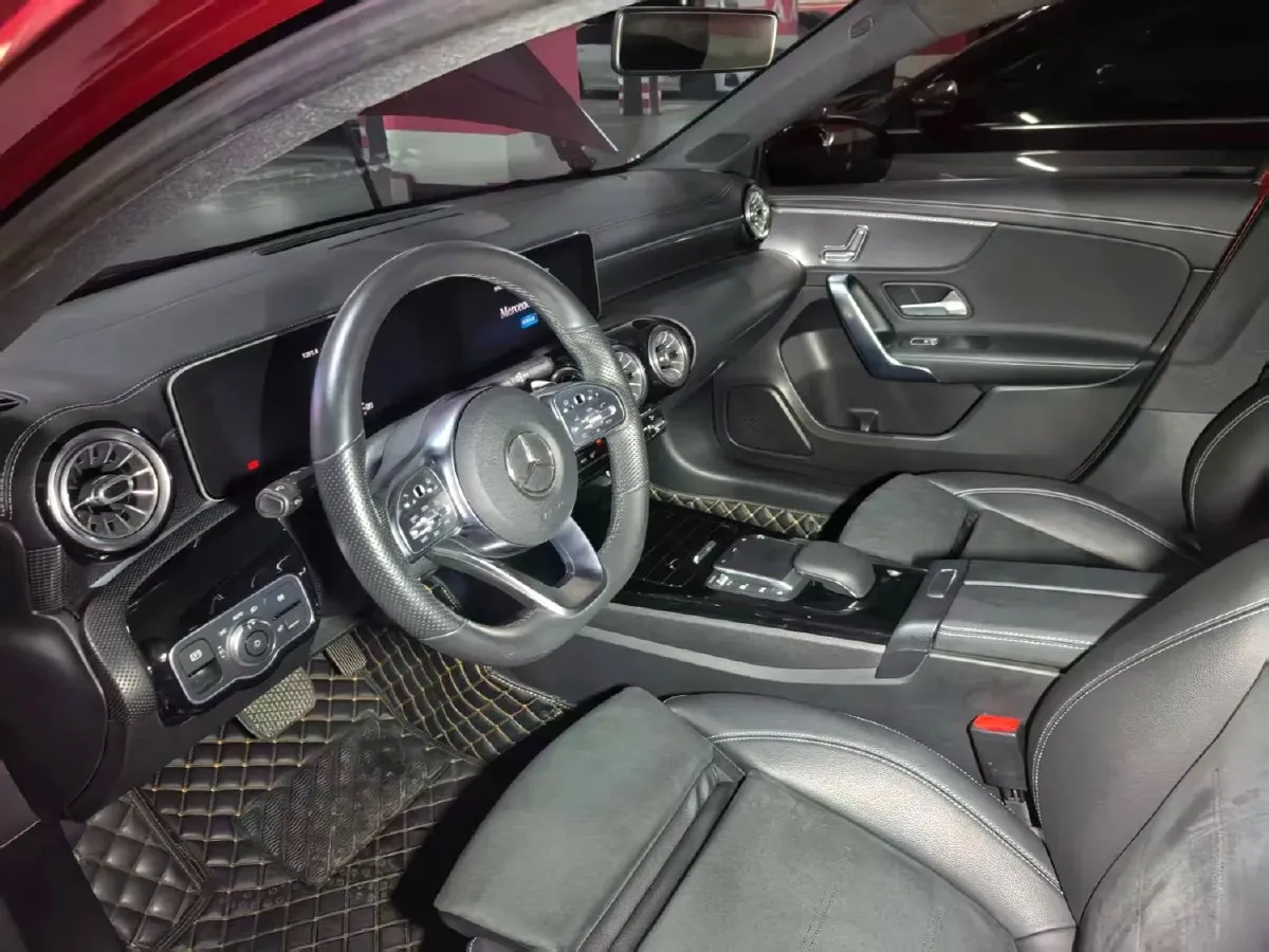 2020 Mercedes-Benz A Class 1.3T 163HP L4 7DCT,autocango,china used car exporter,china ev exporter,chinese used car exporter,chinese used ev exporter