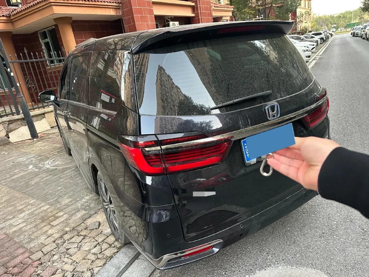 2022 Honda Odyssey 2.0L 146HP L4 E-CVT Hybrid,autocango,china used car exporter,china ev exporter,chinese used car exporter,chinese used ev exporter