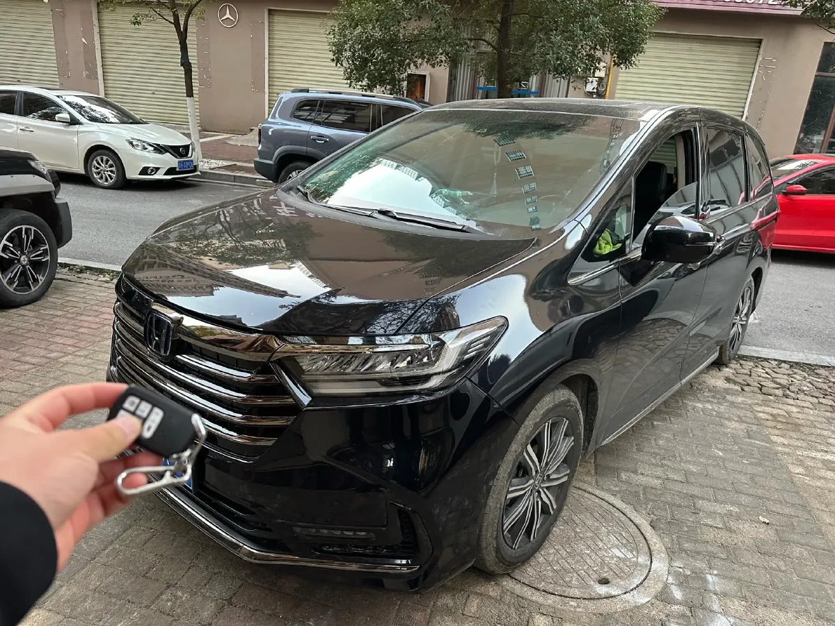 2022 Honda Odyssey 2.0L 146HP L4 E-CVT Hybrid,autocango,china used car exporter,china ev exporter,chinese used car exporter,chinese used ev exporter