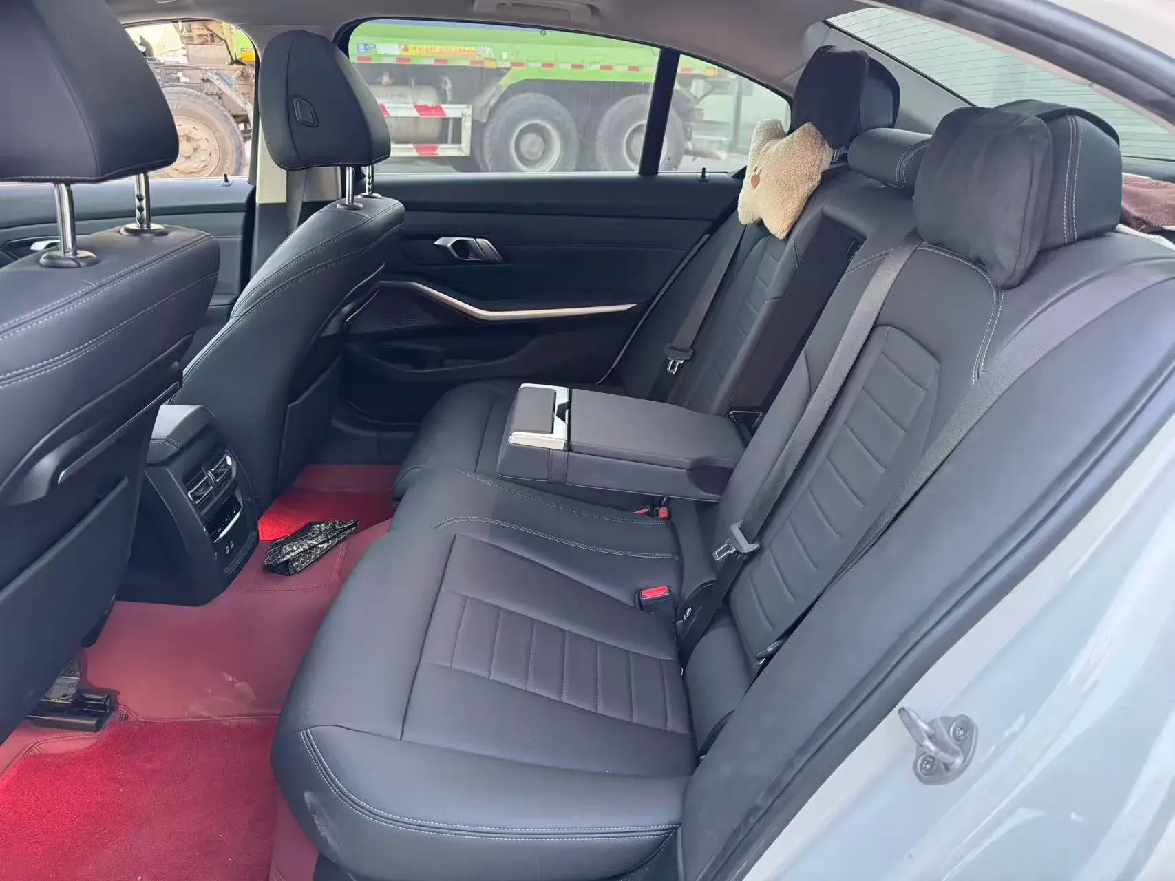 2021 BMW 3 thumbnail 3