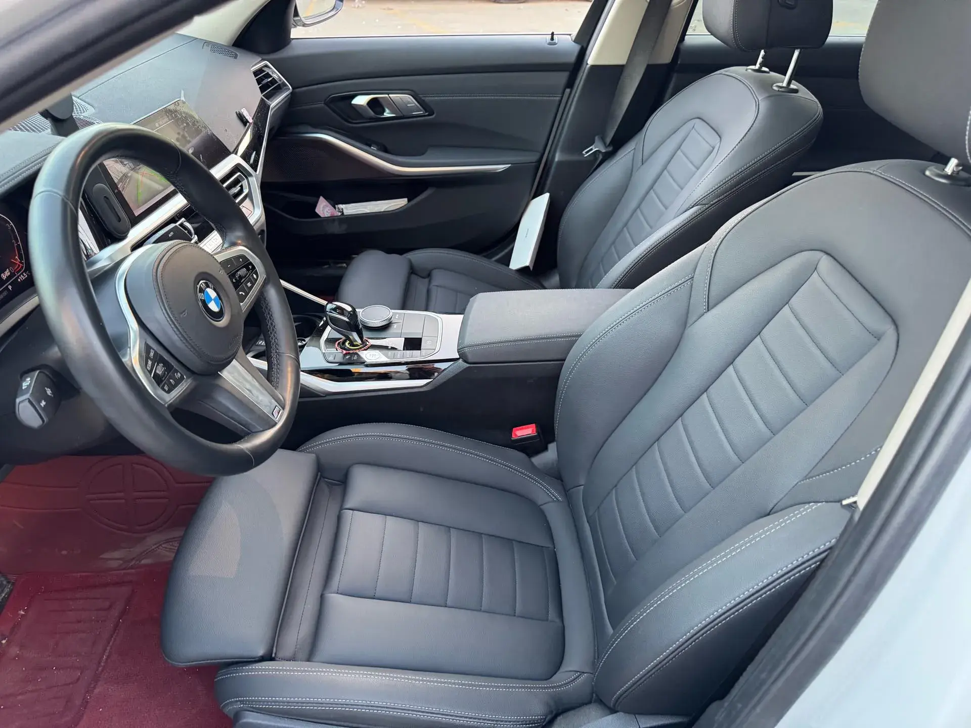 2021 BMW 3 thumbnail 2