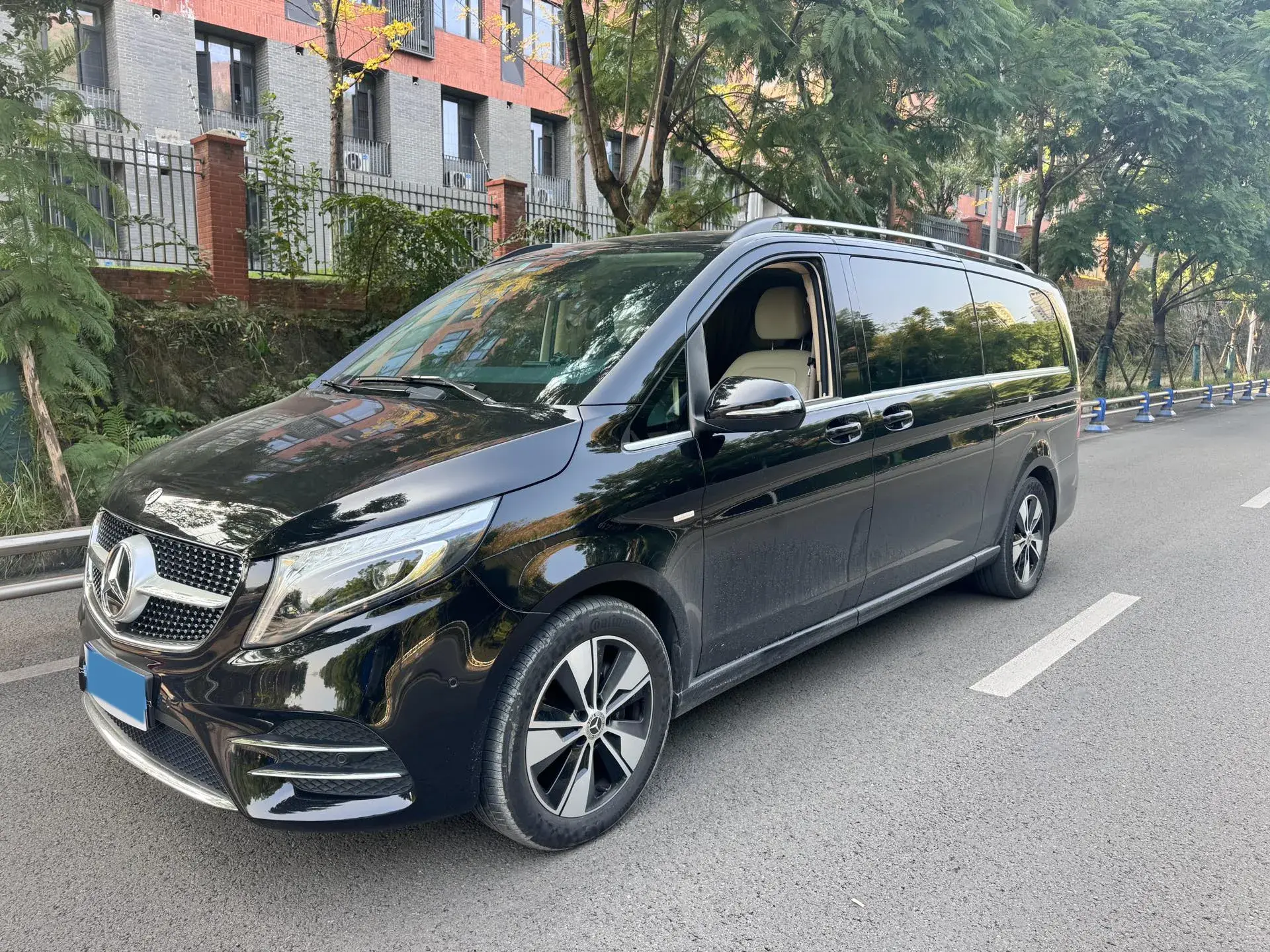 2020 MERCEDES-BENZ V view 1